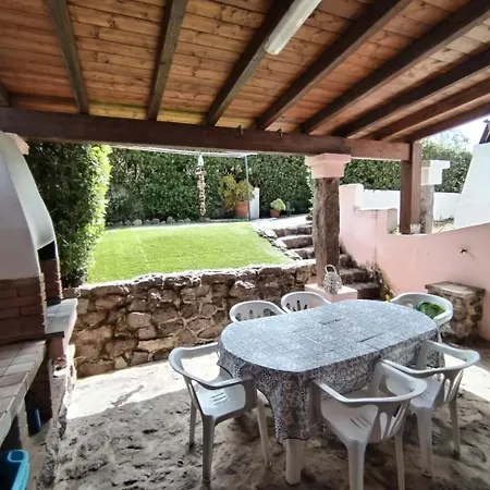 Casa vacanze A Window On The Saline Calasetta