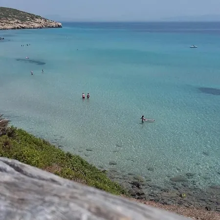 A Window On The Saline בית נופש קאלאסטה