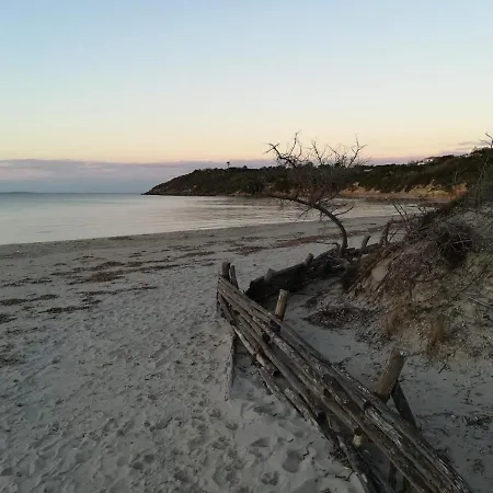 A Window On The Saline קאלאסטה