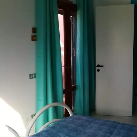 A Window On The Saline Holiday home